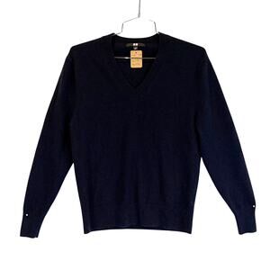 UNIQLO 100% Cashmere V-Neck Sweater in Navy Size Small